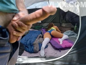 Chịch em gái Venezuela ham tiền, bị chịch sâu vào lồn rồi bị vứt bỏ